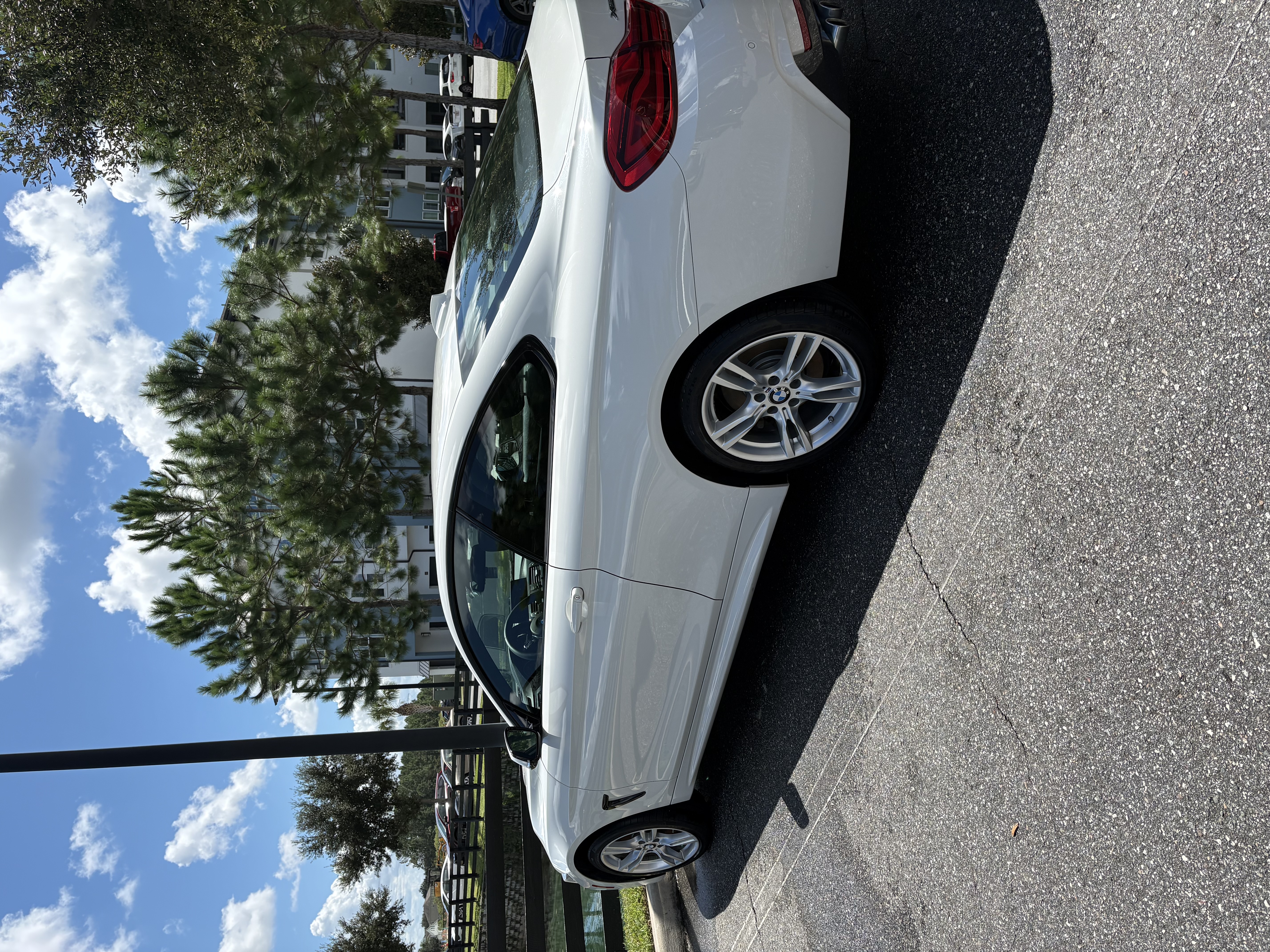 Detailed vehicle, exterior shine