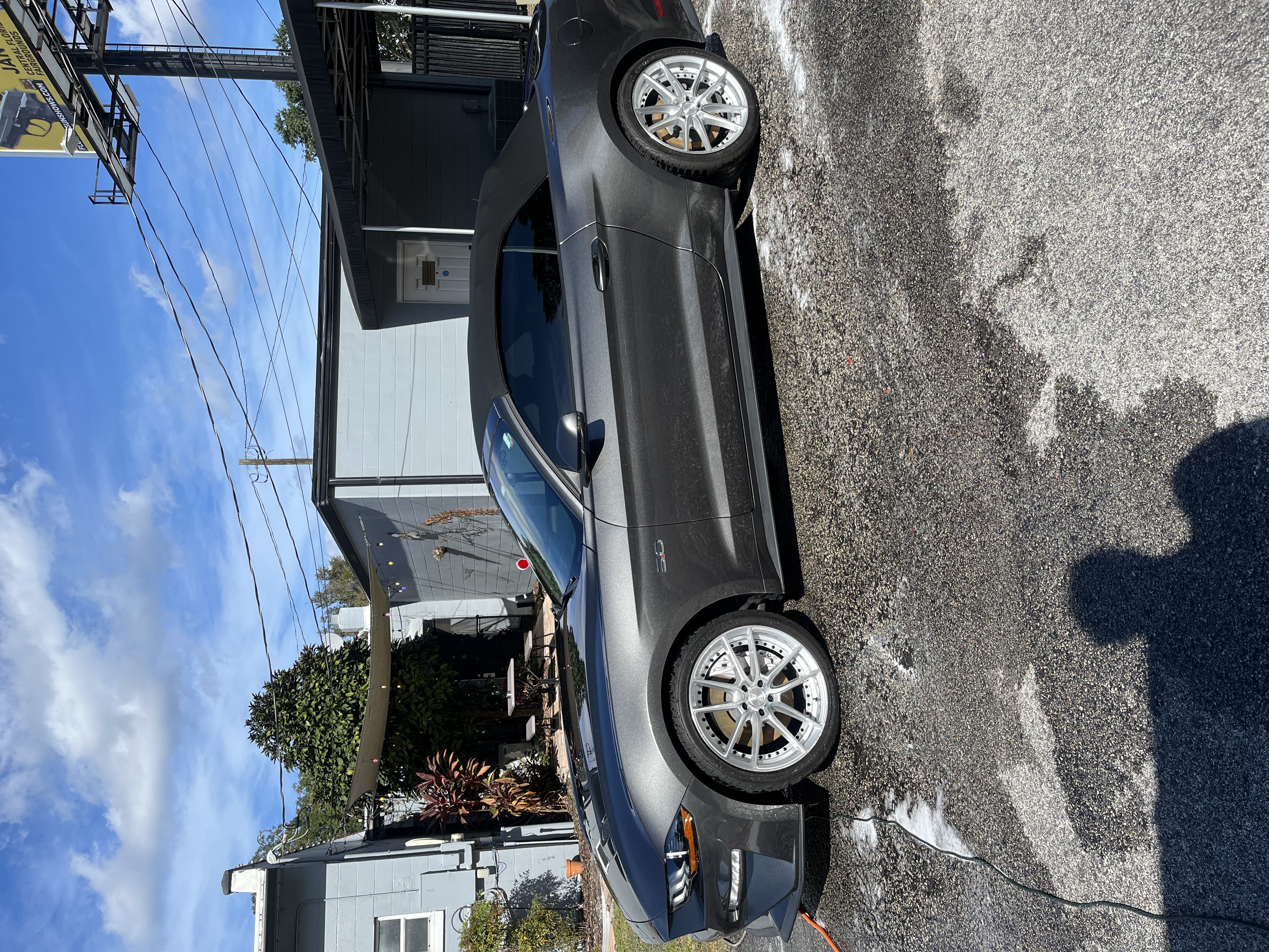 Detailed vehicle, exterior shine